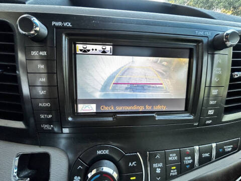 2013 Toyota Sienna Limited 7-Passenger