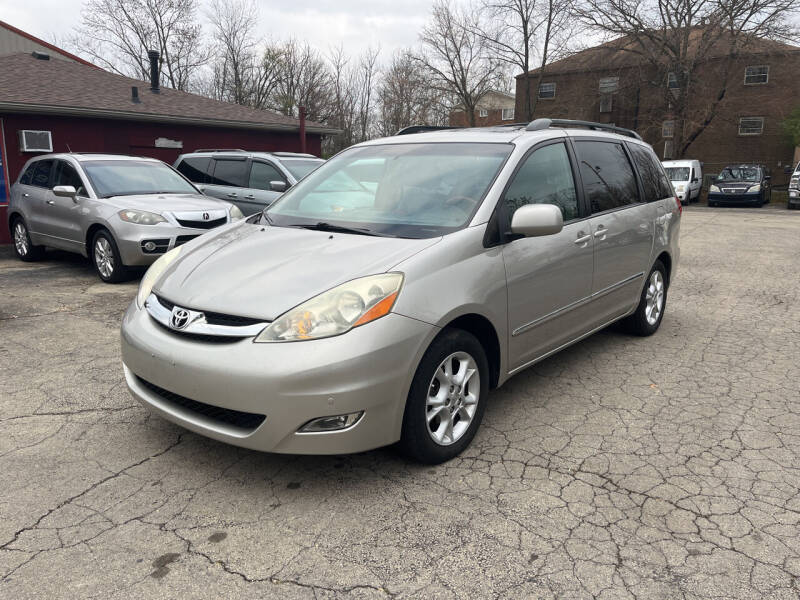 2006 Toyota Sienna for sale at Neals Auto Sales in Louisville KY
