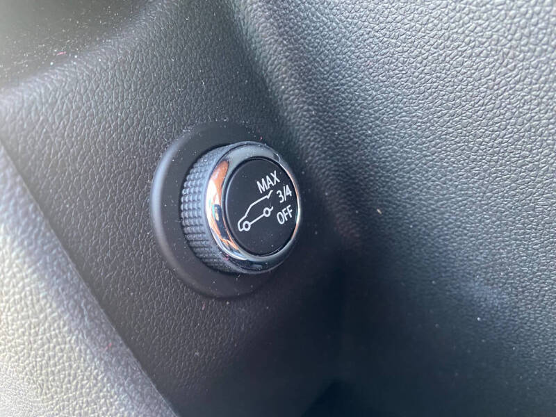 2025 Cadillac XT4 Sport