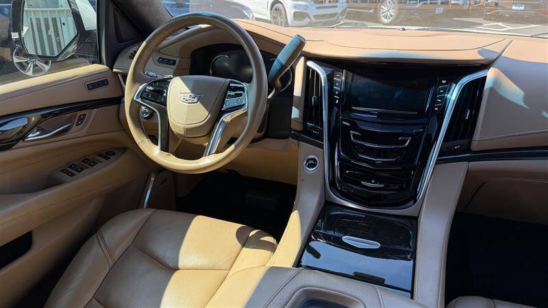 2020 Cadillac Escalade Platinum