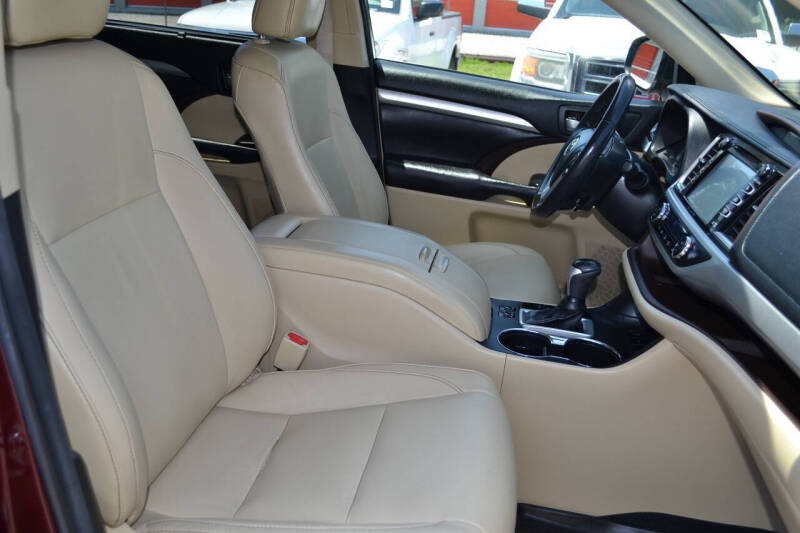 2017 Toyota Highlander XLE