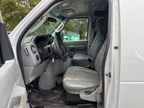 2010 Ford E-Series E-150