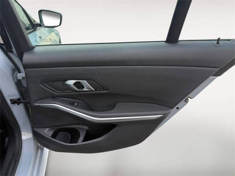 2024 BMW 3 Series 330i