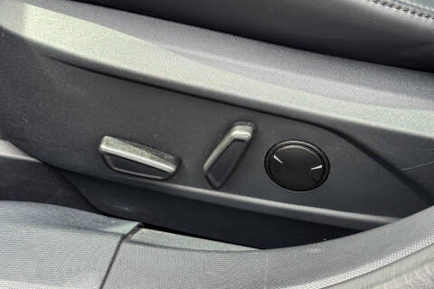 2022 Ford Mustang Mach-E Select