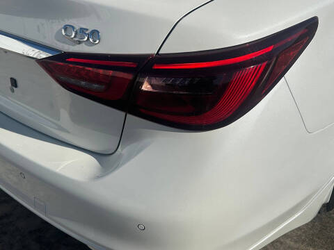 2022 Infiniti Q50 Luxe