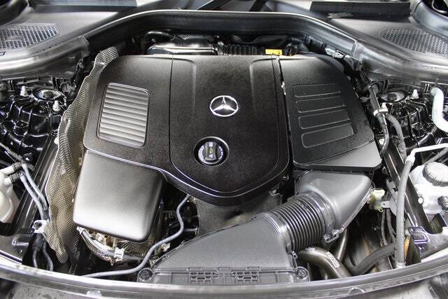 2024 Mercedes-Benz GLC GLC 300