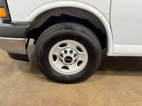 2024 GMC Savana 2500