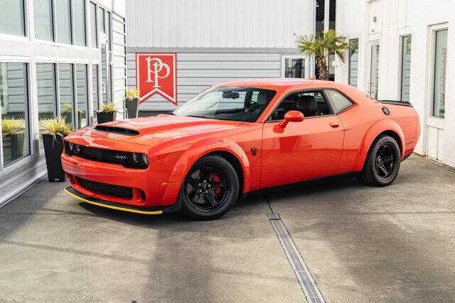 2018 Dodge Challenger 4