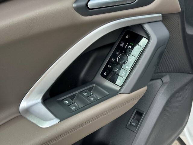 2025 Audi Q5 quattro Premium Plus TFSI