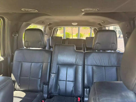 2013 Lincoln Navigator L