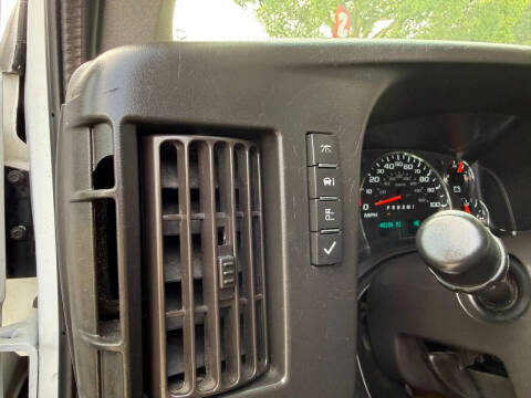 2020 Chevrolet Express 2500