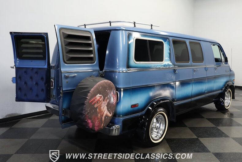 1977 Dodge D200 Pickup