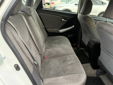 2014 Toyota Prius Two