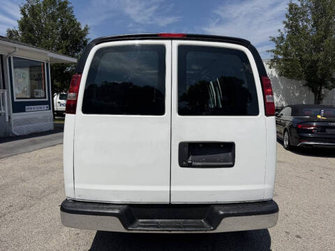 2019 Chevrolet Express 2500