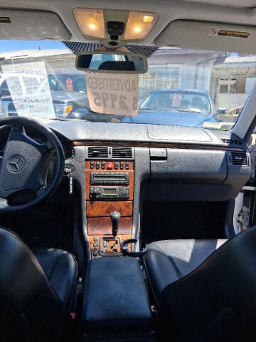 1999 Mercedes-Benz E-Class E 320
