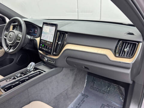 2026 Volvo XC60 B5 Core