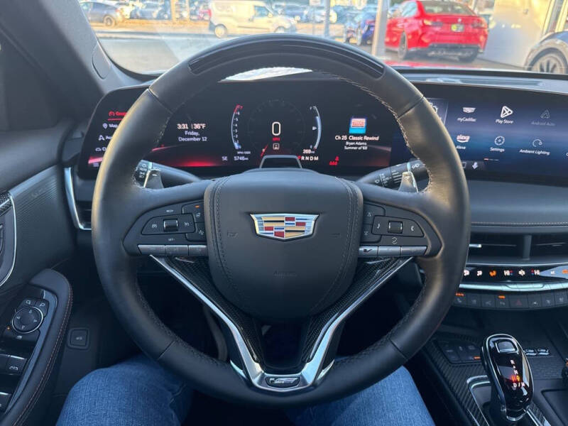 2025 Cadillac CT5-V