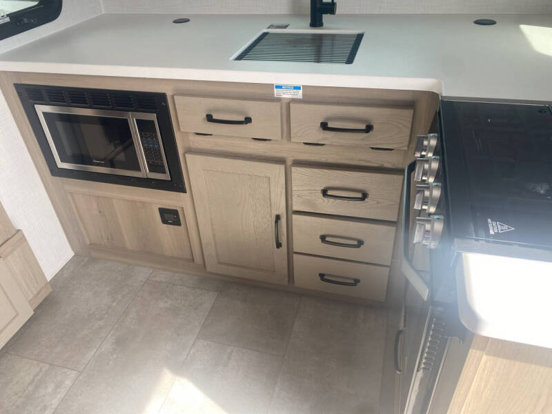 2025 Flagstaff E-PRO 20FK