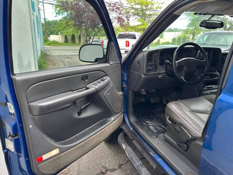 2004 GMC Sierra 2500HD