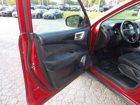 2014 Nissan Pathfinder S