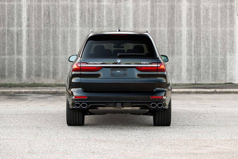 2021 BMW X7 ALPINA XB7
