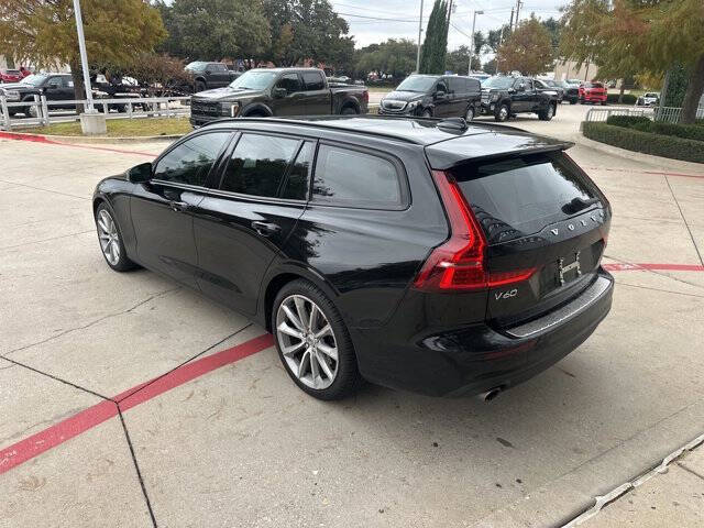 2020 Volvo V60 T5 Momentum