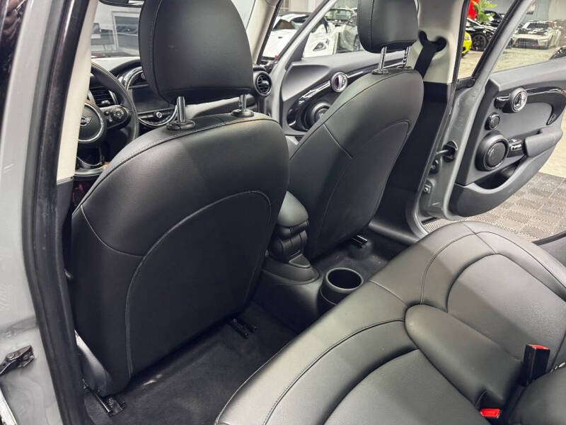 2019 MINI Hardtop 4 Door Cooper