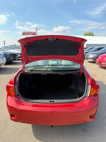 2010 Toyota Corolla LE