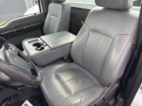 2012 Ford F-350 Super Duty XL