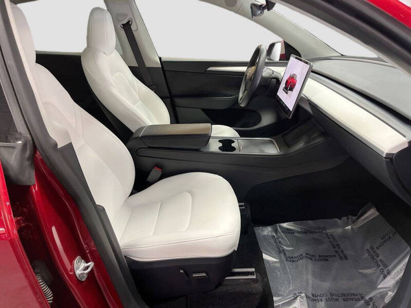 2024 Tesla Model Y Long Range