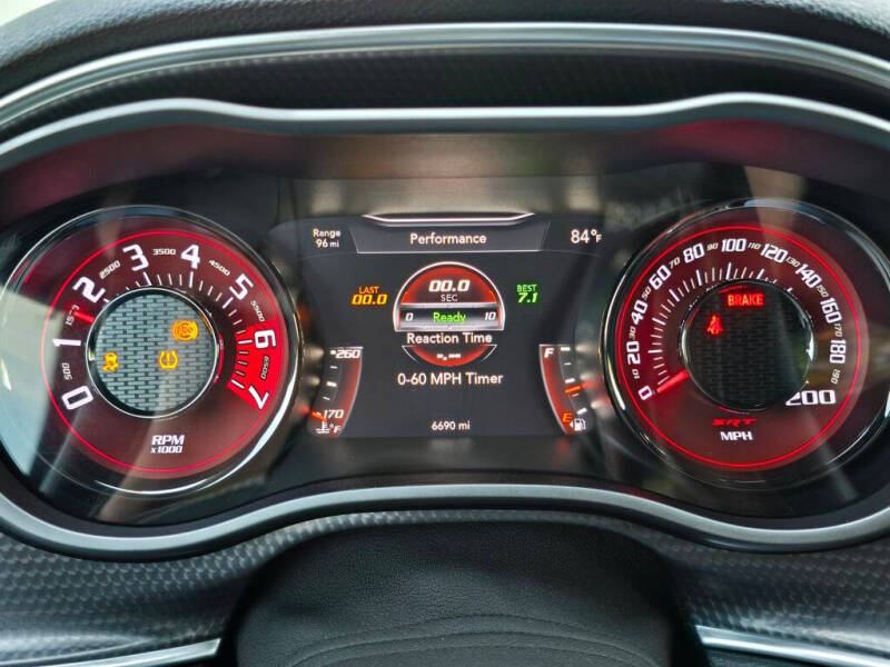 2015 Dodge Challenger SRT Hellcat