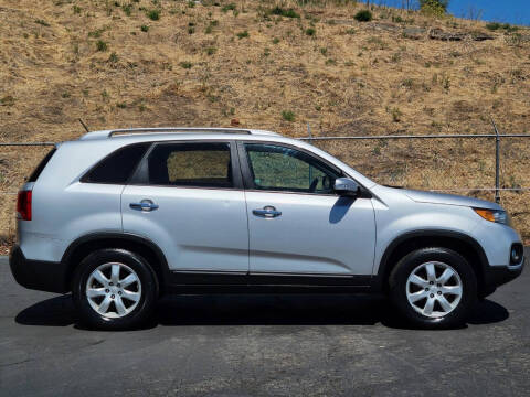 2011 Kia Sorento LX