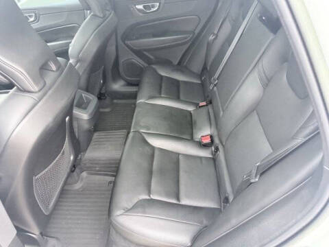 2023 Volvo XC60 B5 Core