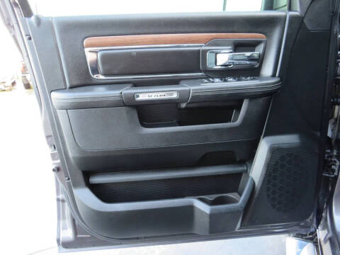 2017 RAM 1500 Laramie