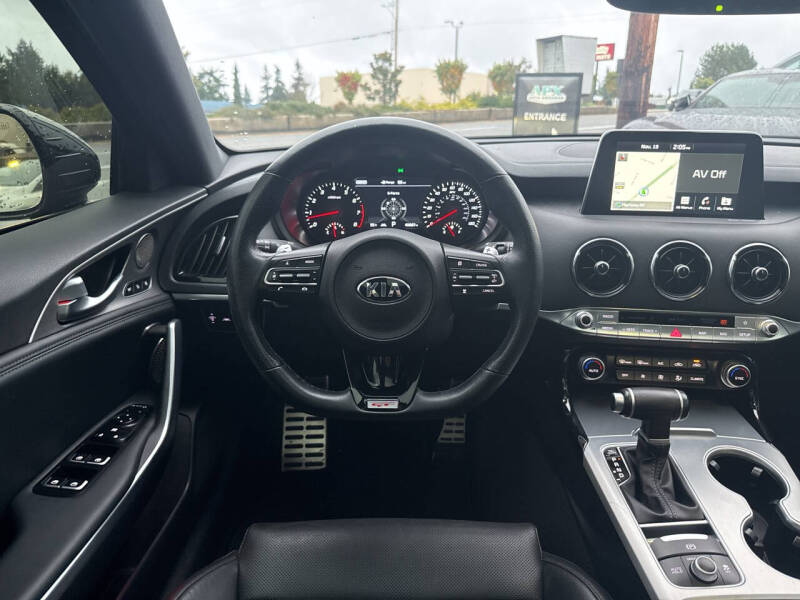 2019 Kia Stinger GT1