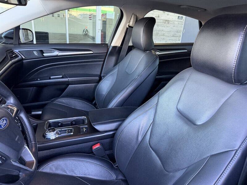 2018 Ford Fusion Energi Titanium