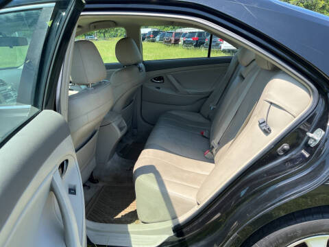2010 Toyota Camry LE