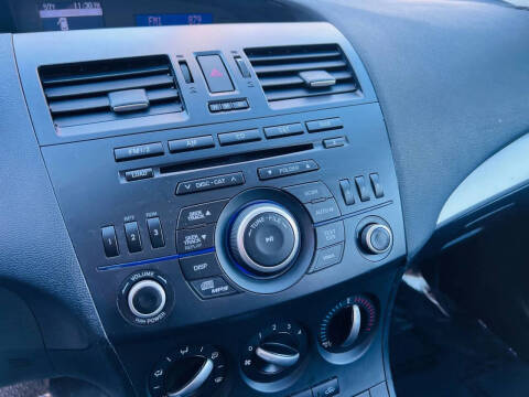 2012 Mazda MAZDA3 i Touring