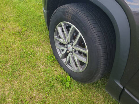 2017 GMC Acadia SLE-2