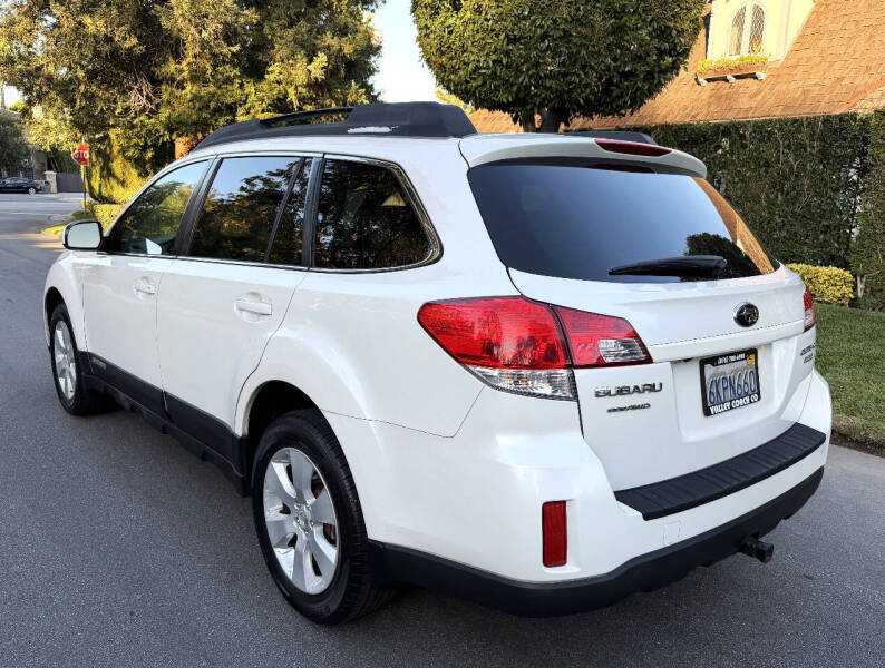 2010 Subaru Outback 2.5i Limited