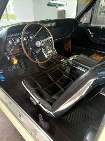 1966 Ford Thunderbird