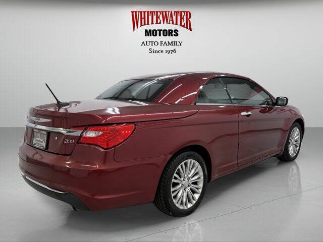 2011 Chrysler 200 Limited