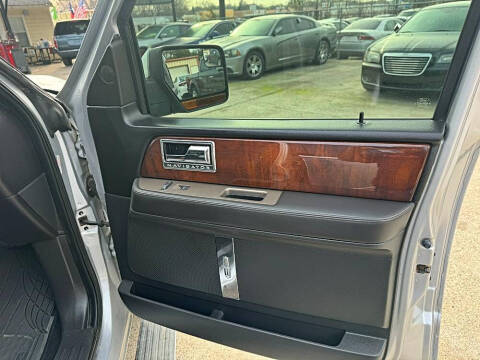 2014 Lincoln Navigator