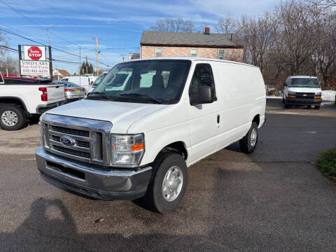 2014 Ford E-Series E-250