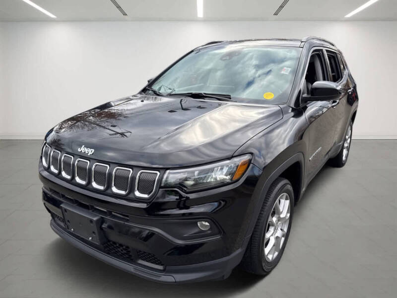 2022 Jeep Compass Latitude Lux