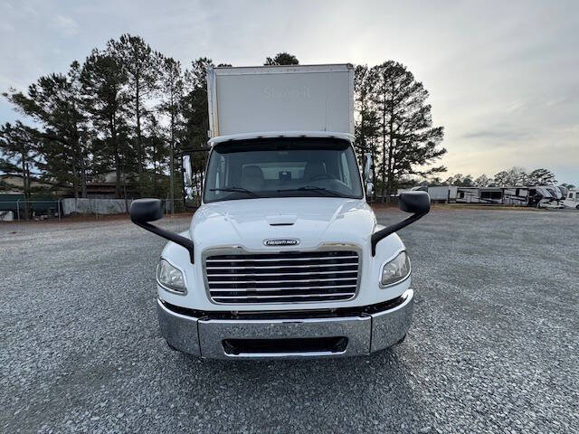 2018 Freightliner M2 106