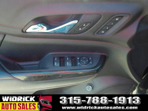 2021 GMC Acadia AT4