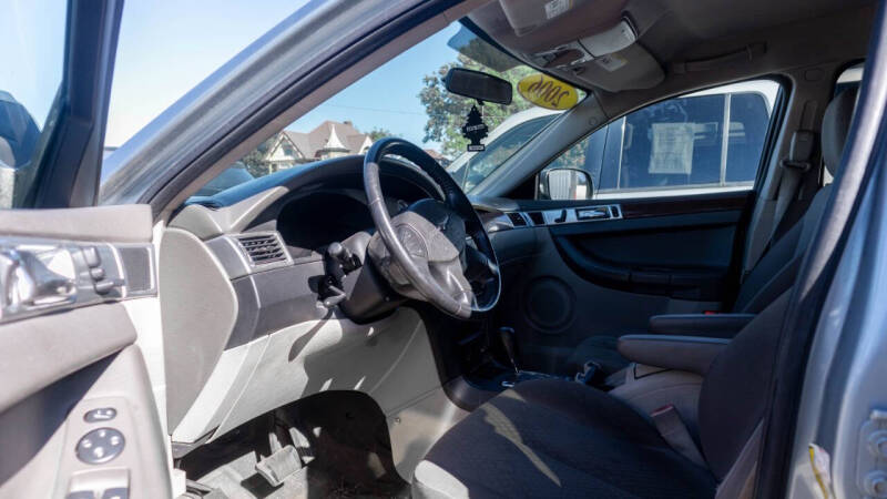 2006 Chrysler Pacifica Touring