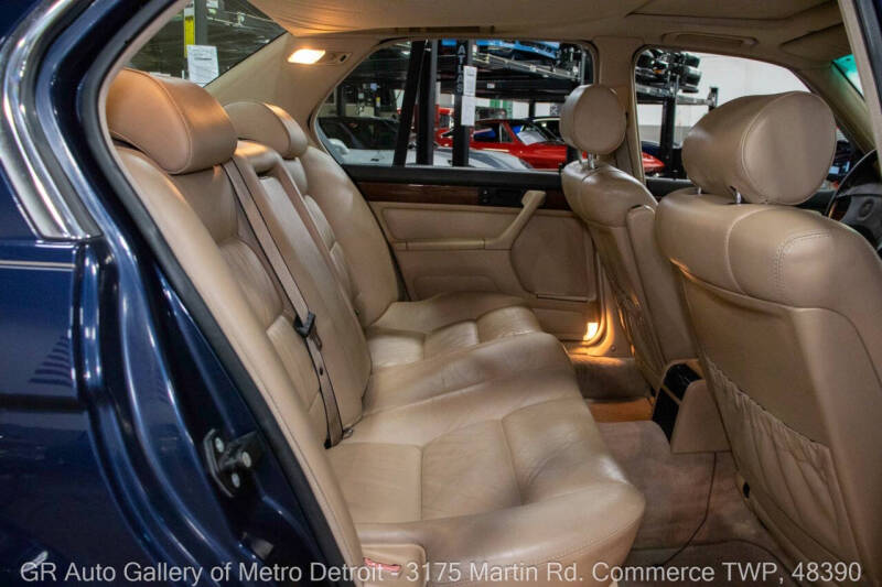 1990 BMW 7 Series 735i