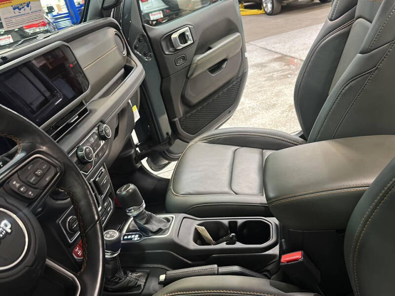 2024 Jeep Gladiator Mojave X